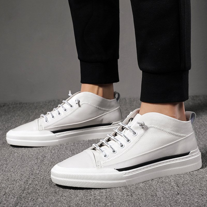 Leather men's board shoes, trendy white shoes, four seasons casual shoes, new men's shoes, the same style trendy shoes